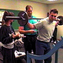 Developing Fitness Staff Through Mentorship and Leadership